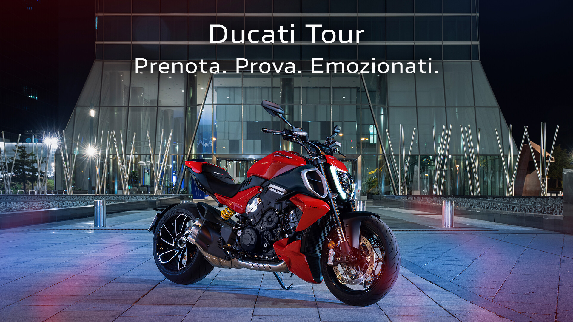 ducati-tour-diavel-v4-dealer-social-1920x1080.jpg